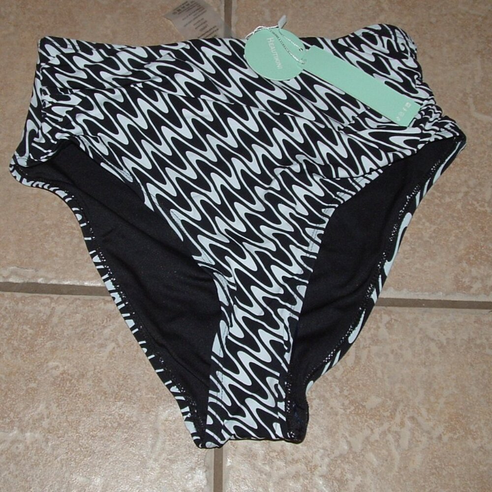 NEW Sz Small Black & White Period Leakproof Swim Bikini Bottoms BEAUTIKINI